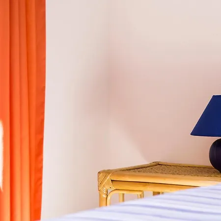 Antonella Santa Maria di Leuca